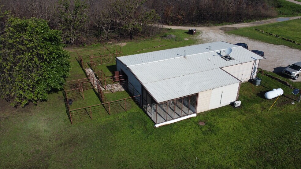 369104 E Old Highway 64, Cleveland, OK à louer - Photo du bâtiment - Image 2 de 6