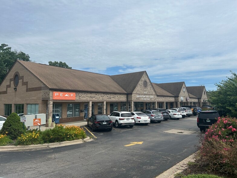 455 E Grand River Ave, Brighton, MI for lease - Building Photo - Image 2 of 21