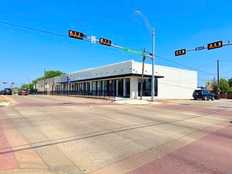 Plus de détails pour 115 S Goliad St, Rockwall, TX - Commerce de détail à louer