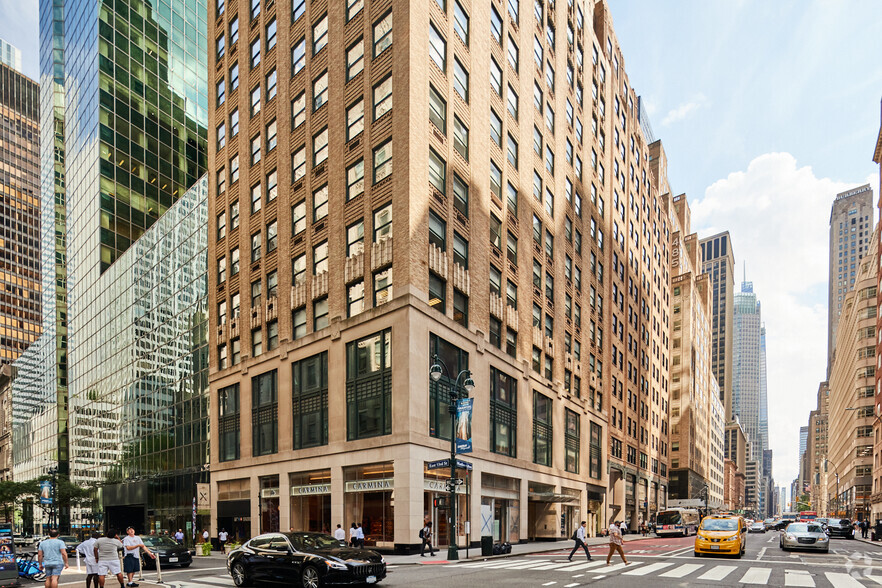 509 Madison Ave, New York, NY for lease - Building Photo - Image 2 of 4