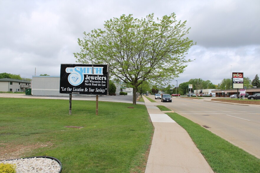 333 Prospect Ave, North Fond Du Lac, WI for lease - Building Photo - Image 2 of 6