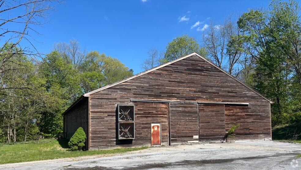 2 Brewery Ln, Elverson, PA for lease - Primary Photo - Image 2 of 3