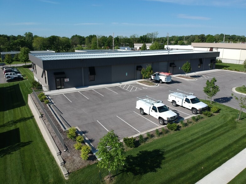 71 SE 29th Ter, Lee's Summit, MO for lease - Building Photo - Image 2 of 5