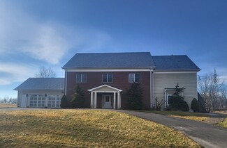 Plus de détails pour 221 Felician Dr, Moon Twp, PA - Multi-résidentiel à vendre