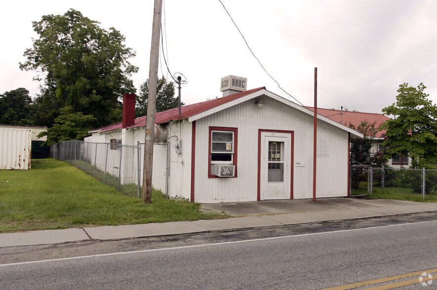 311 Heatley St, Moncks Corner, SC à vendre - Photo du bâtiment - Image 2 de 2