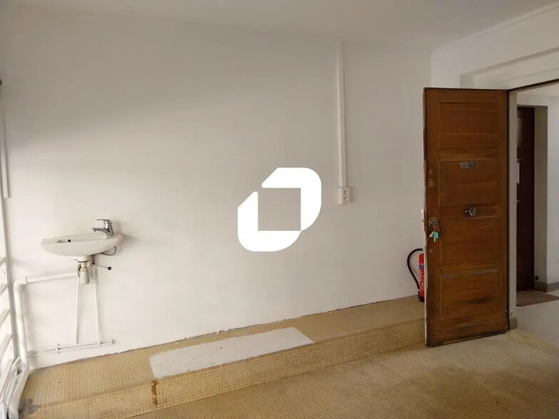 Commerce de détail dans Nantes à louer - Photo intérieure - Image 1 de 7