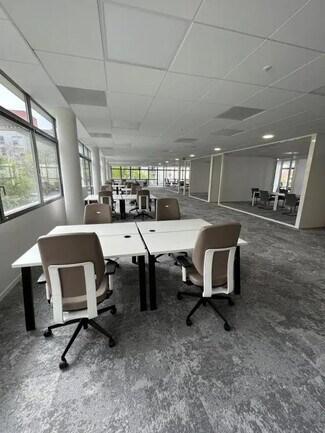 Plus de détails pour 140 Boulevard Macdonald, Paris - Bureau à louer