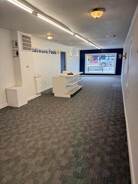 10 W Franklin St, Bellbrook, OH à louer - Photo du bâtiment - Image 2 de 28