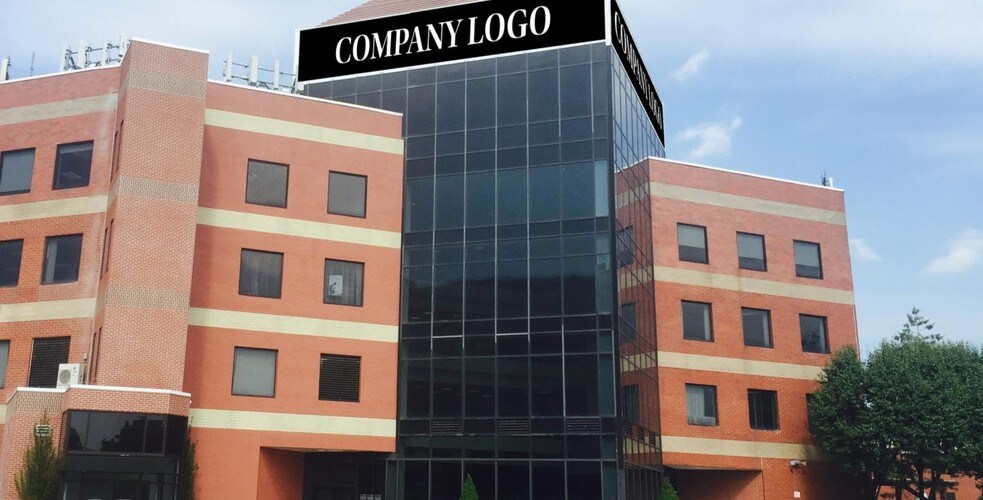 2090-2210 Bartow Ave, Bronx, NY à louer - Photo du bâtiment - Image 2 de 4