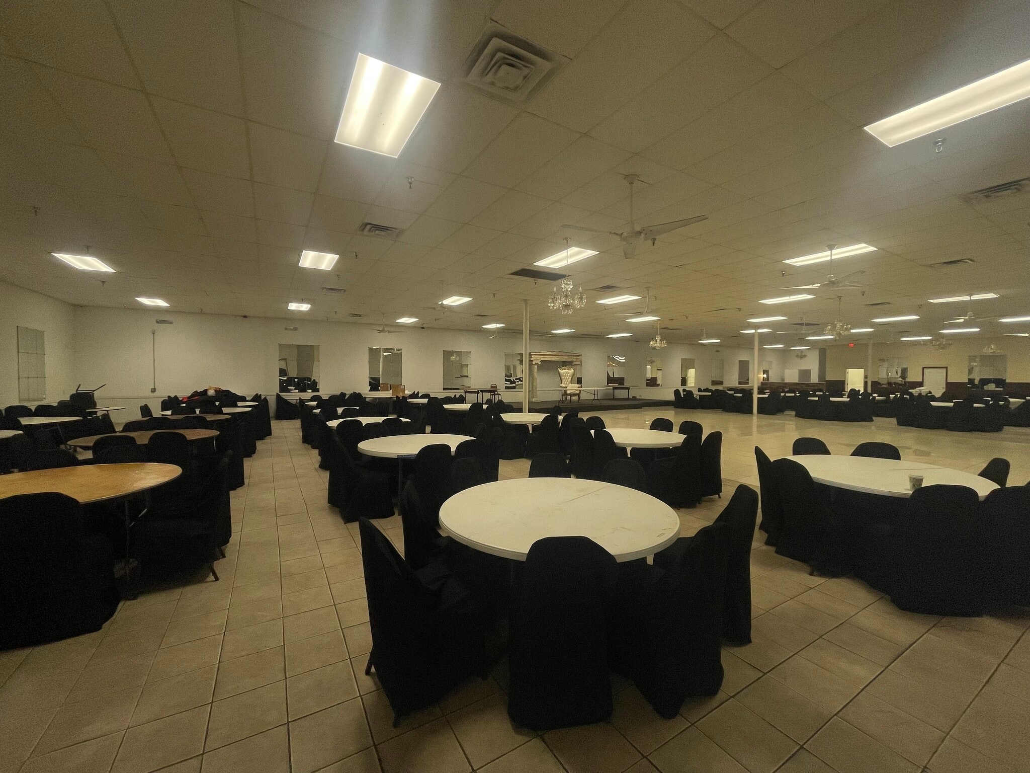 6600-6924 Antoine Dr, Houston, TX for lease Interior Photo- Image 1 of 7