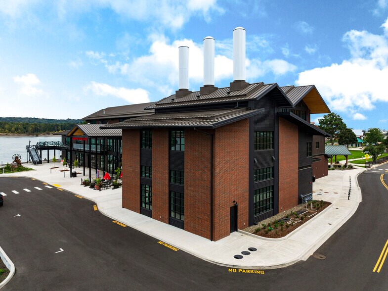 254 Hendrickson Dr, Kalama, WA à louer - Photo du bâtiment - Image 3 de 13