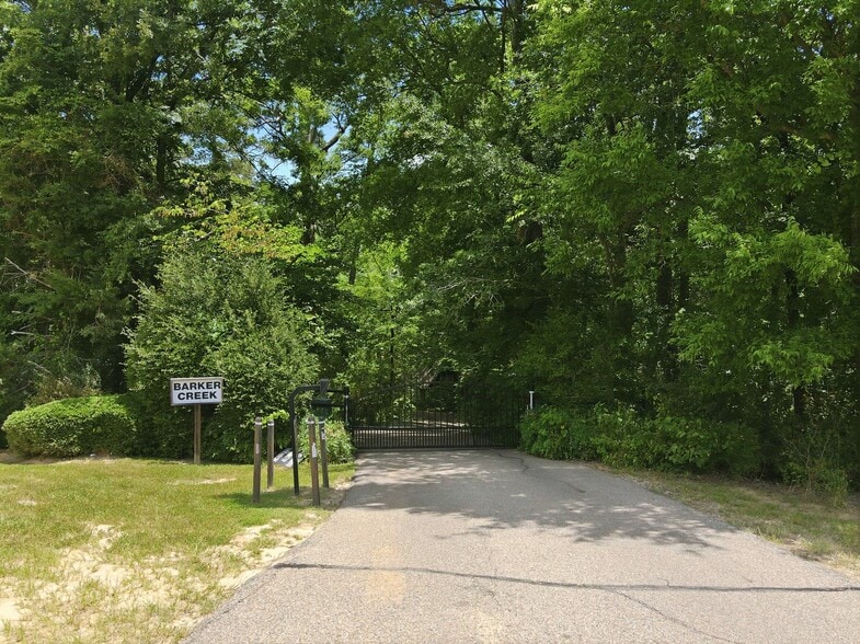 108 E Barker Creek Dr, Scroggins, TX for sale - Commercial Listing Video - Image 2 of 29
