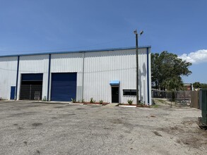 7555 124th Ave N, Largo, FL for lease Building Photo- Image 1 of 18