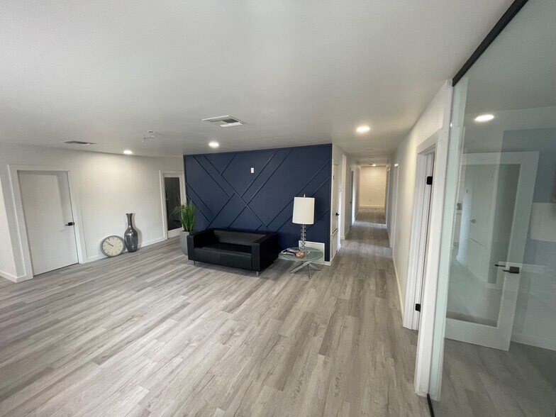 1202 Lakeway Dr, Lakeway, TX à louer - Photo intérieure - Image 3 de 7