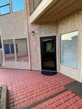 833 Mistletoe Ln, Redding, CA à louer Photo intérieure- Image 2 de 11