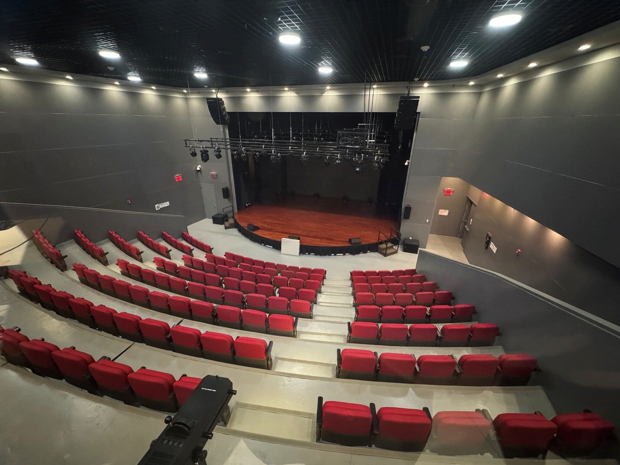 3447 Collins Pl, Flushing, NY for lease Interior Photo- Image 1 of 6