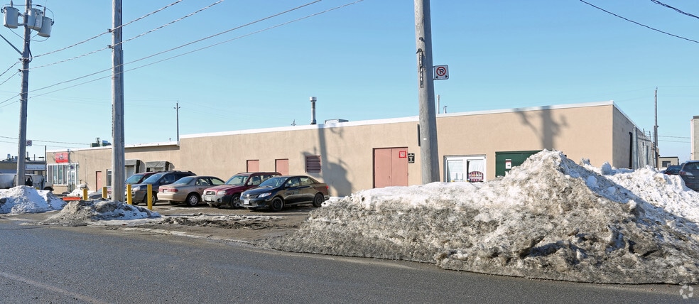 76 Densley Ave, Toronto, ON for lease - Building Photo - Image 2 of 5