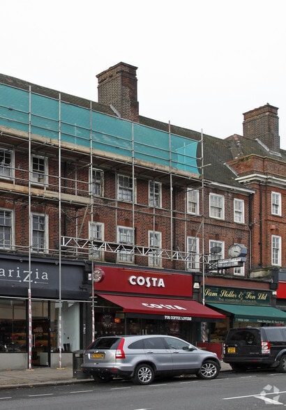 27 Temple Fortune Para, London for lease - Building Photo - Image 2 of 2