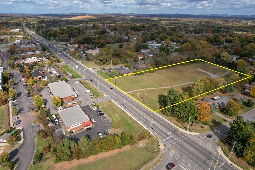3310 Memorial Blvd, Murfreesboro, TN à vendre - Photo du bâtiment - Image 1 de 18