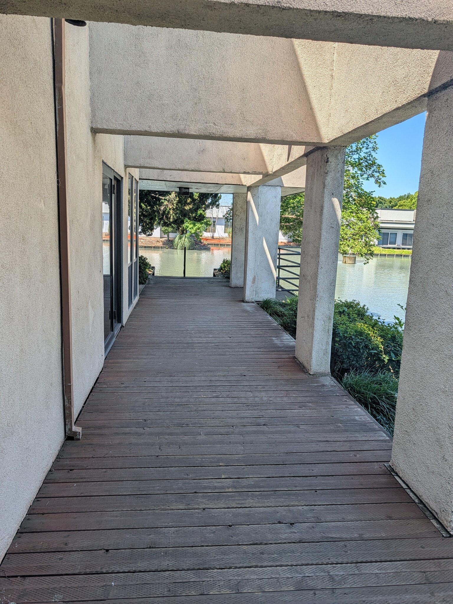 2111 W March Ln, Stockton, CA for lease Interior Photo- Image 1 of 12