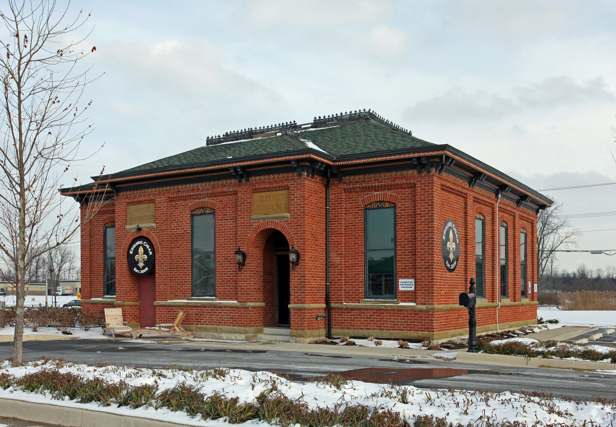 1036 S Thomas Rd, Fort Wayne, IN for sale Primary Photo- Image 1 of 5