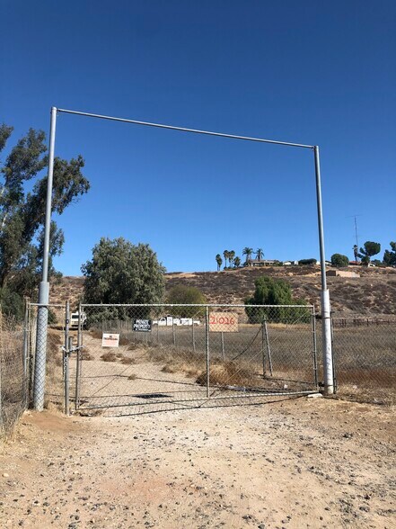 21026 Palomar St, Wildomar, CA à vendre - Autre - Image 2 de 33