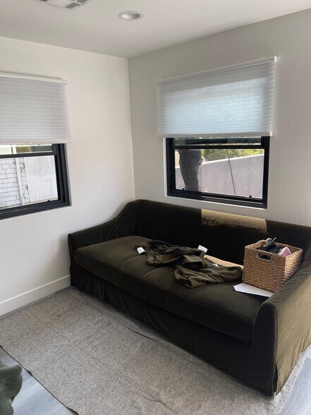 1245 Crenshaw Blvd, Los Angeles, CA à vendre - Photo intérieure - Image 3 de 12