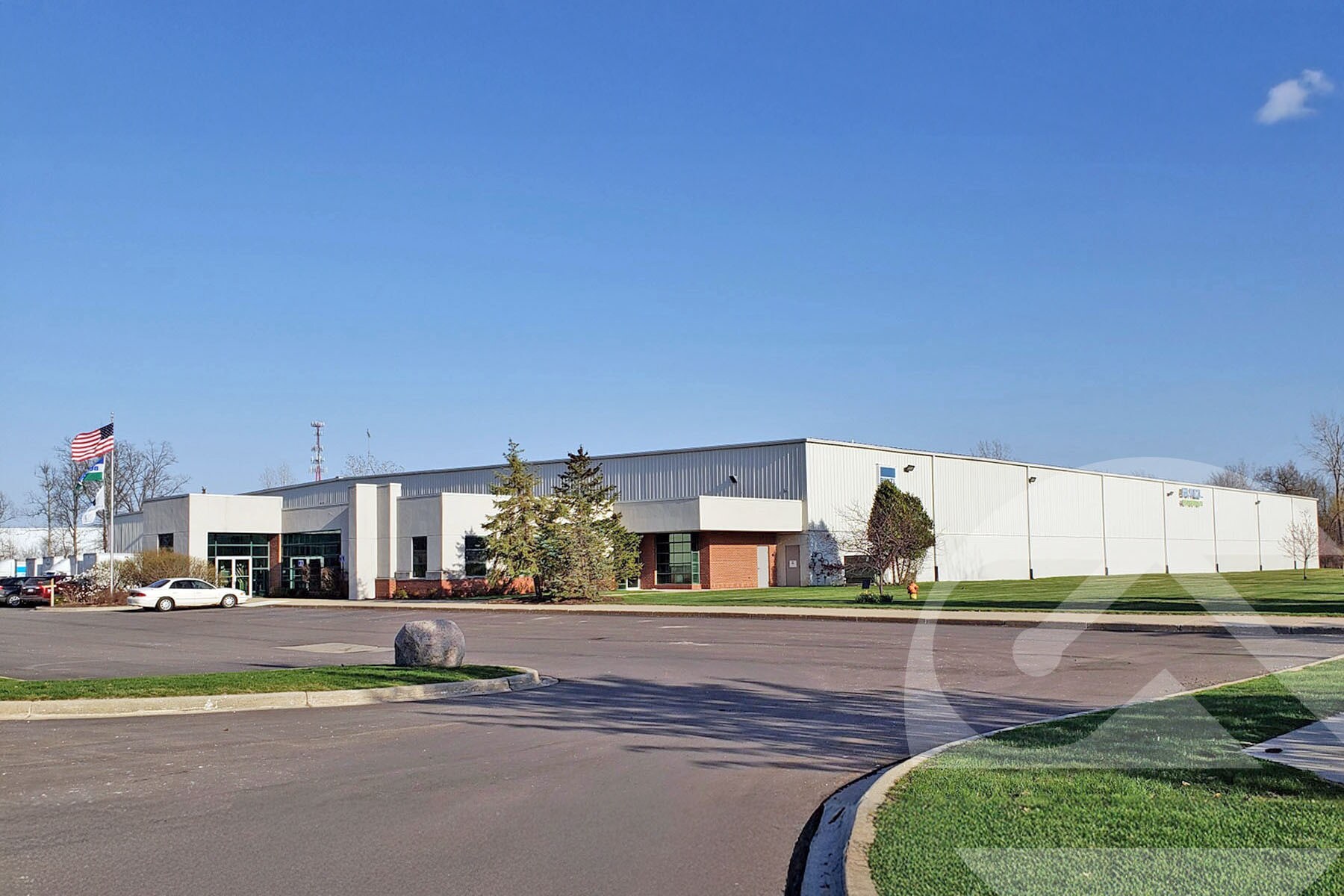 220 N Alloy Dr, Fenton, MI à vendre Photo du bâtiment- Image 1 de 1