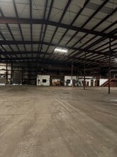 3335 35th Ave N, Birmingham, AL for lease Interior Photo- Image 2 of 7