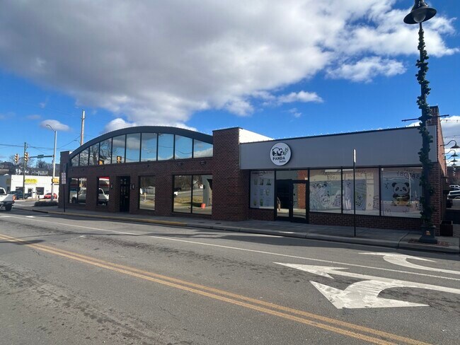 More details for 108 Pollard St, Vinton, VA - Retail for Lease