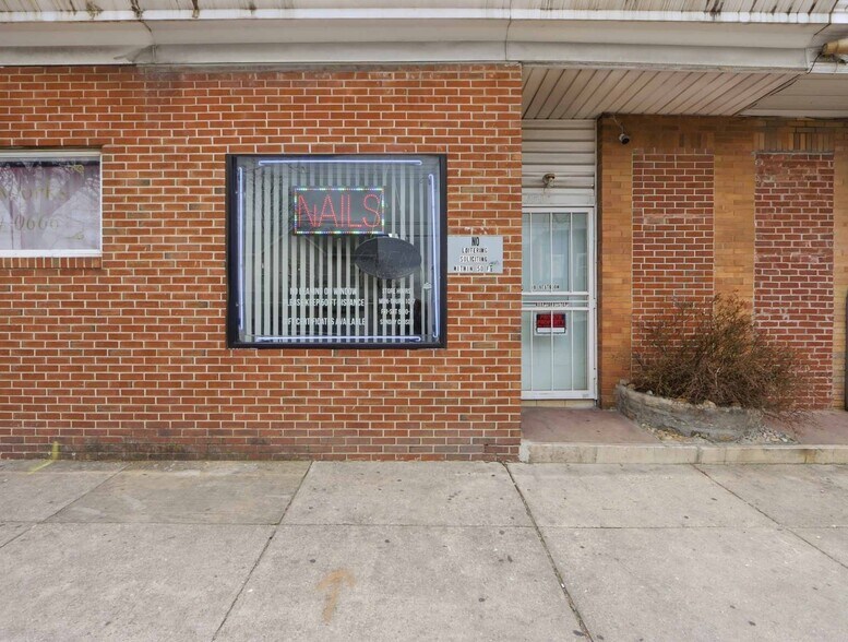 2517 Washington Blvd, Baltimore, MD à vendre - Photo du bâtiment - Image 3 de 27