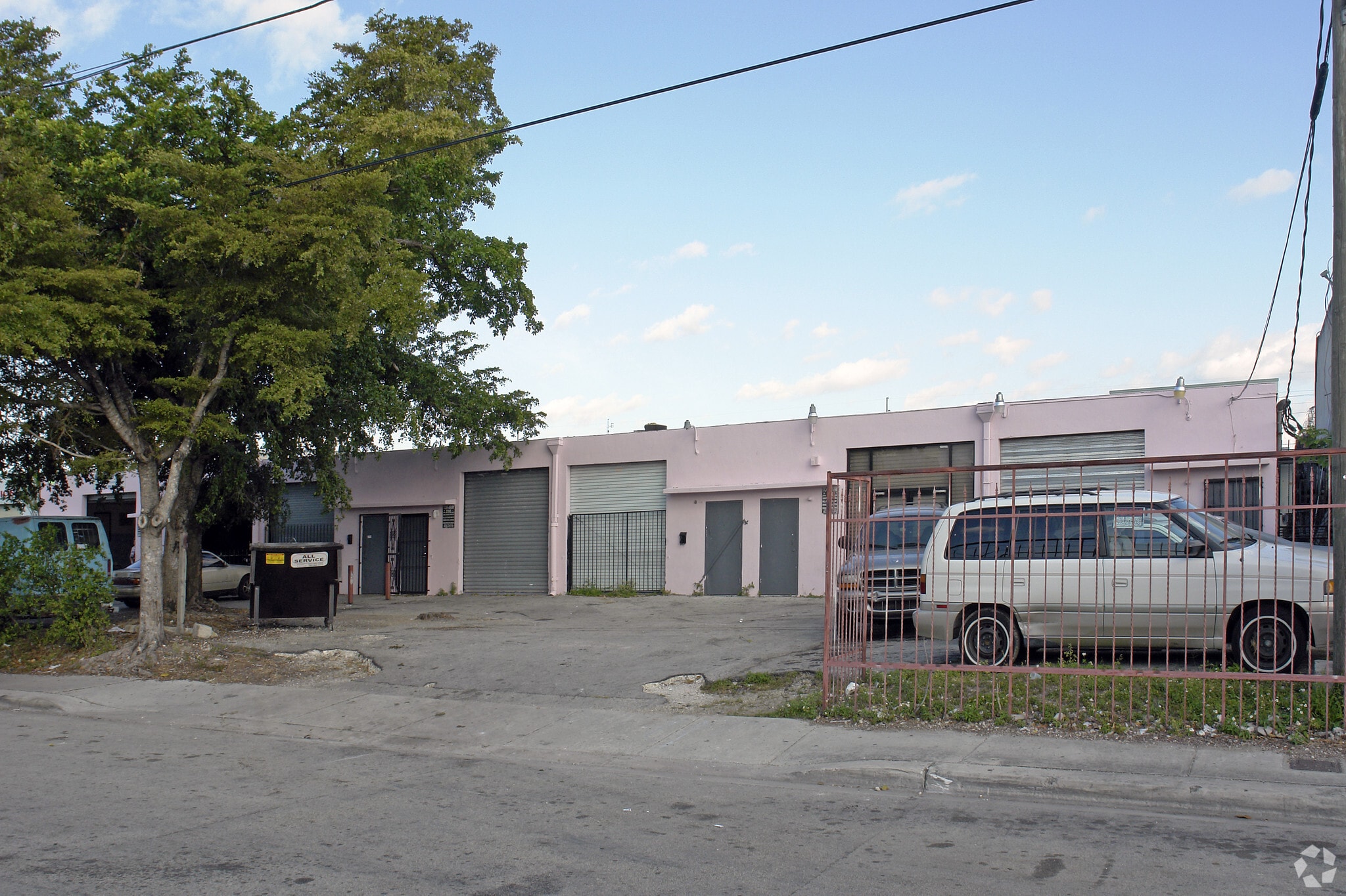 1825-1839 NW 21st St, Miami, FL for lease Primary Photo- Image 1 of 6
