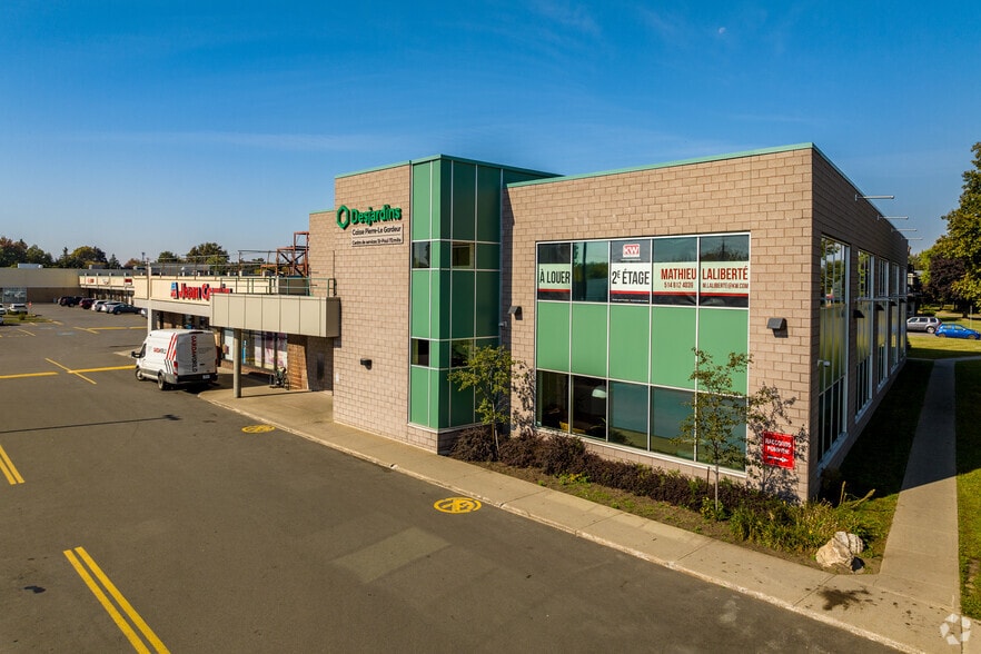 515 Boul Lacombe, Repentigny, QC à louer - Photo du bâtiment - Image 3 de 8
