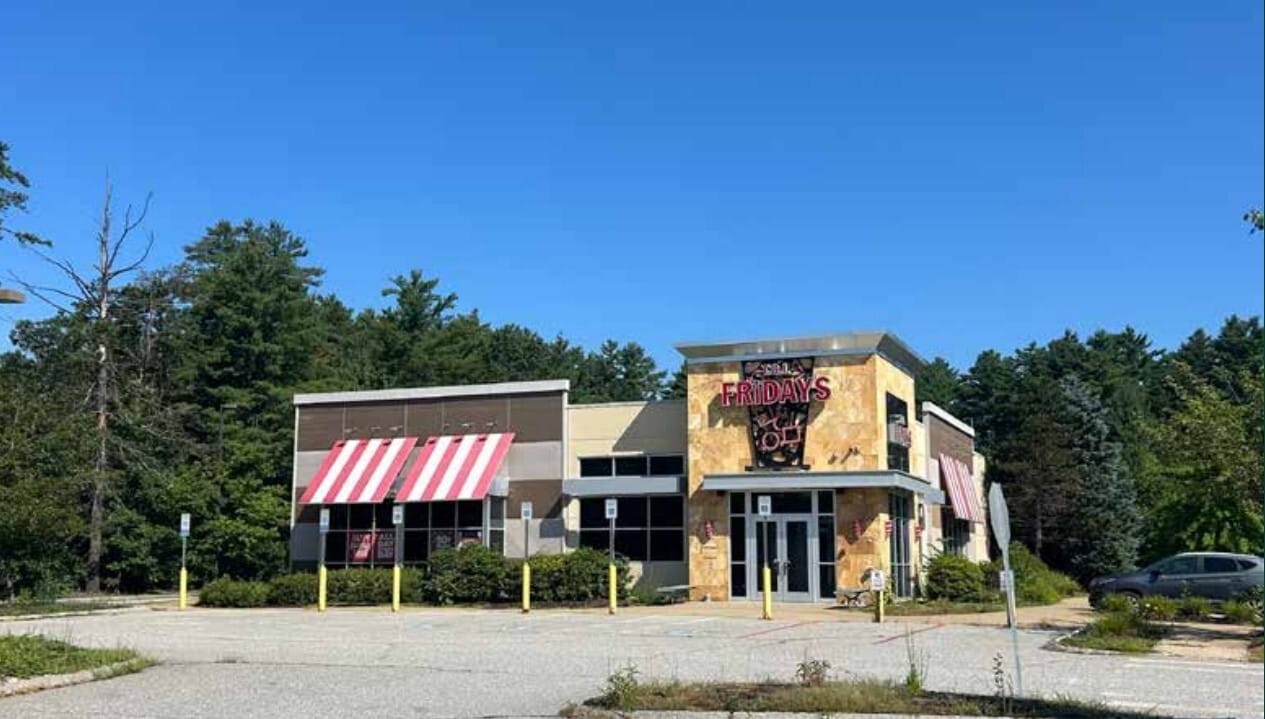 221 Loudon Rd, Concord, NH for lease Building Photo- Image 1 of 2
