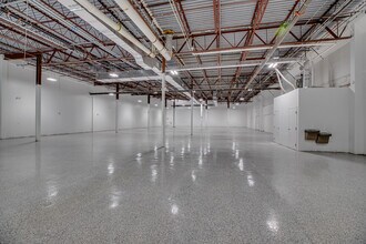 4100-4300 Okeechobee Rd, Fort Pierce, FL for lease Interior Photo- Image 1 of 2