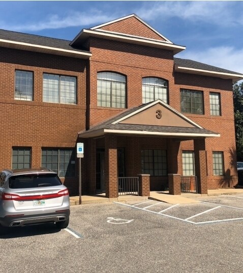 1101 Gulf Breeze Pky, Gulf Breeze, FL à vendre - Photo du bâtiment - Image 2 de 2