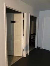 2603 E Cass St, Joliet, IL for lease Interior Photo- Image 2 of 2