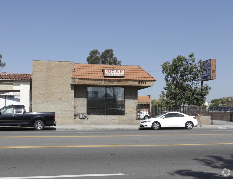 6511-6517 Lankershim Blvd, North Hollywood, CA for lease - Building Photo - Image 2 of 2
