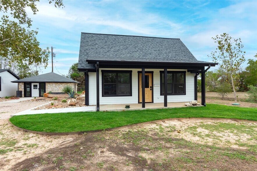 27320 Ranch Road 12, Dripping Springs, TX à vendre - Photo du bâtiment - Image 2 de 40