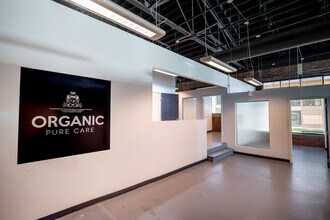 201 W Morehead St, Charlotte, NC for lease Interior Photo- Image 2 of 12