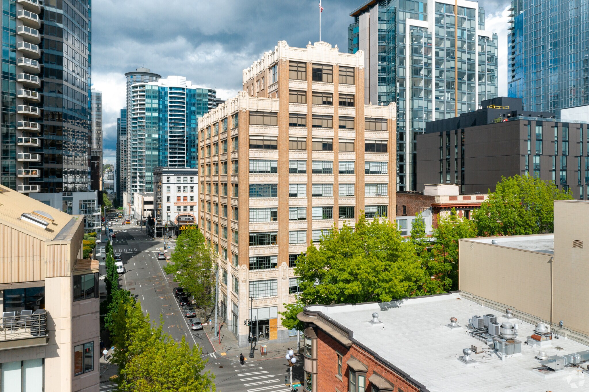 1932 1st Ave, Seattle, WA à louer Photo du bâtiment- Image 1 de 21