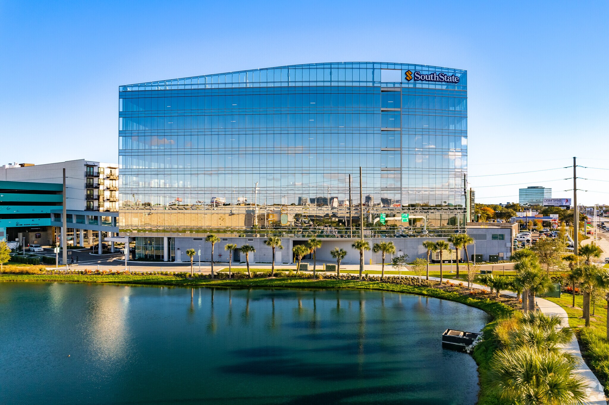 1150 Assembly Dr, Tampa, FL à louer Photo principale- Image 1 de 13