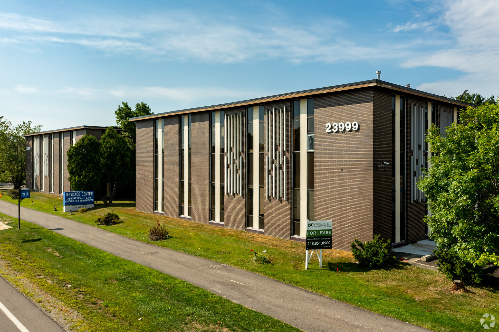 23999 Northwestern Hwy, Southfield, MI for sale Primary Photo- Image 1 of 1