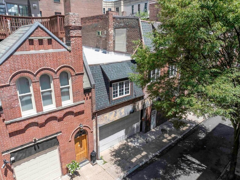 1311 Irving St, Philadelphia, PA à vendre - Photo du bâtiment - Image 2 de 6