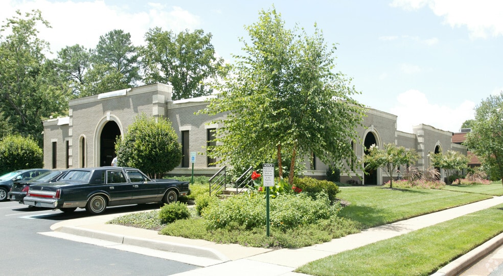4807 Radford Ave, Richmond, VA à louer - Photo du bâtiment - Image 2 de 4
