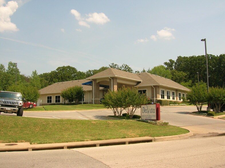 1220 Reba McEntire Ln, Denison, TX à vendre - Photo du bâtiment - Image 3 de 14
