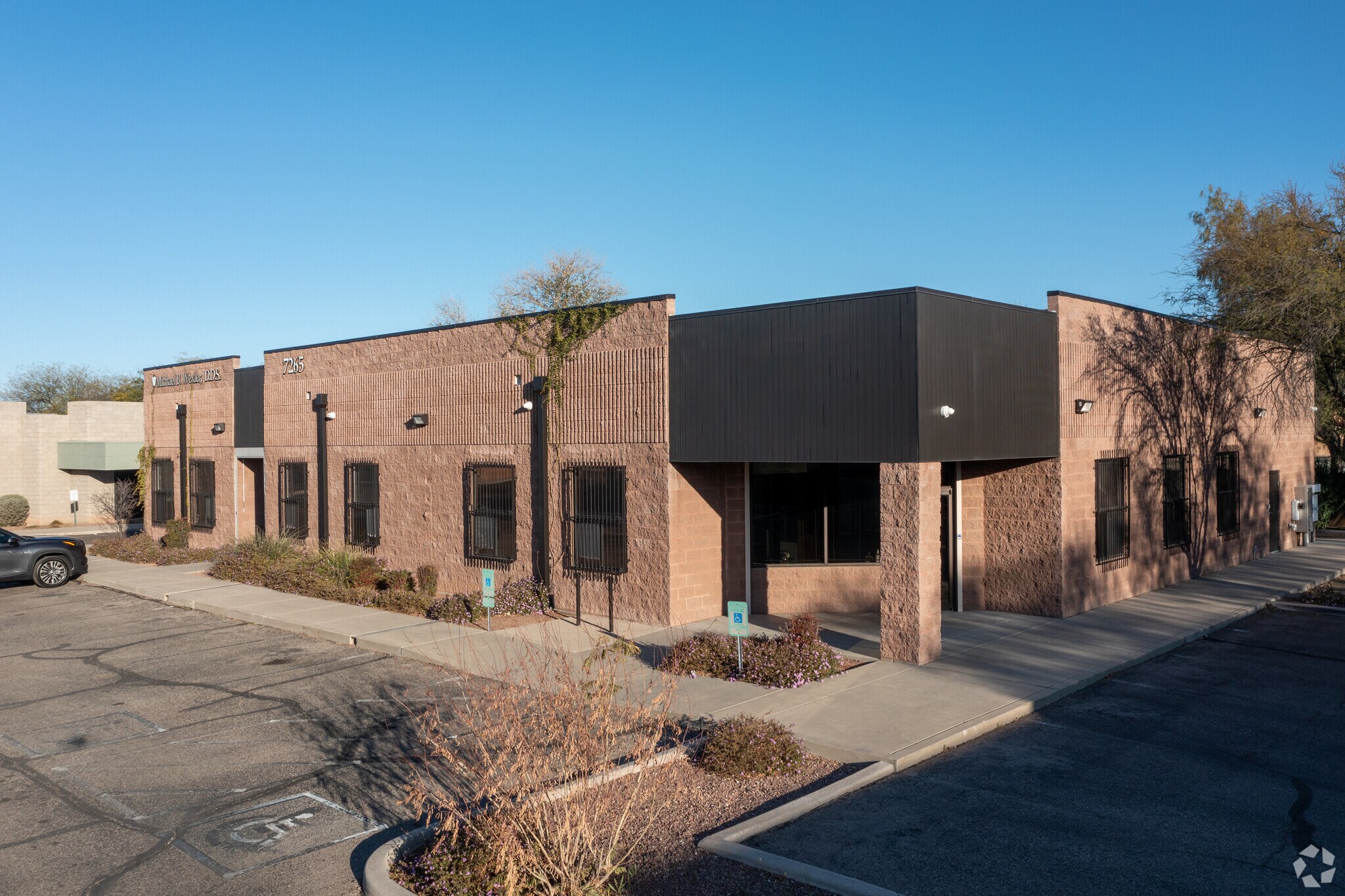 7265 E Tanque Verde Rd, Tucson, AZ à vendre Photo principale- Image 1 de 6