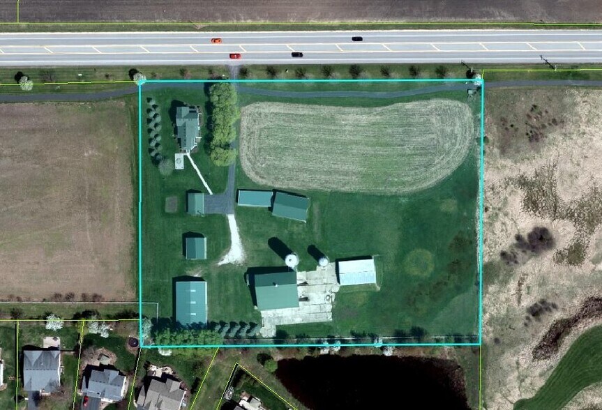 12407 Main St, Huntley, IL à vendre - Photo du bâtiment - Image 2 de 12