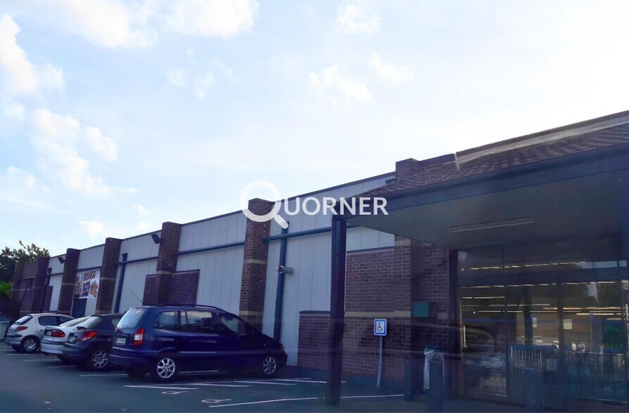 Retail in Recquignies for lease - Building Photo - Image 3 of 4