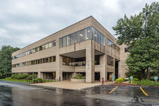 More details for 124 Grove St, Franklin, MA - Office for Lease
